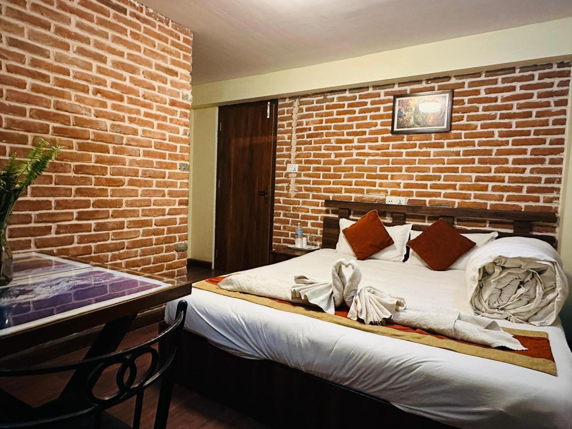 Hotel Layaku Durbar Bhatgoan Exterior foto