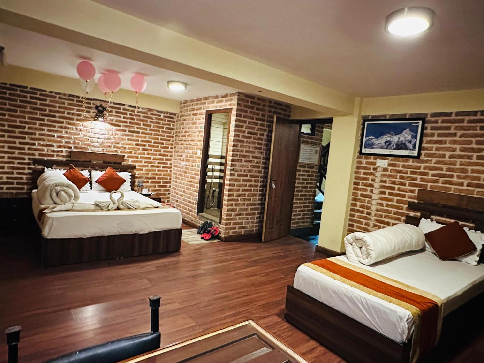 Hotel Layaku Durbar Bhatgoan Exterior foto